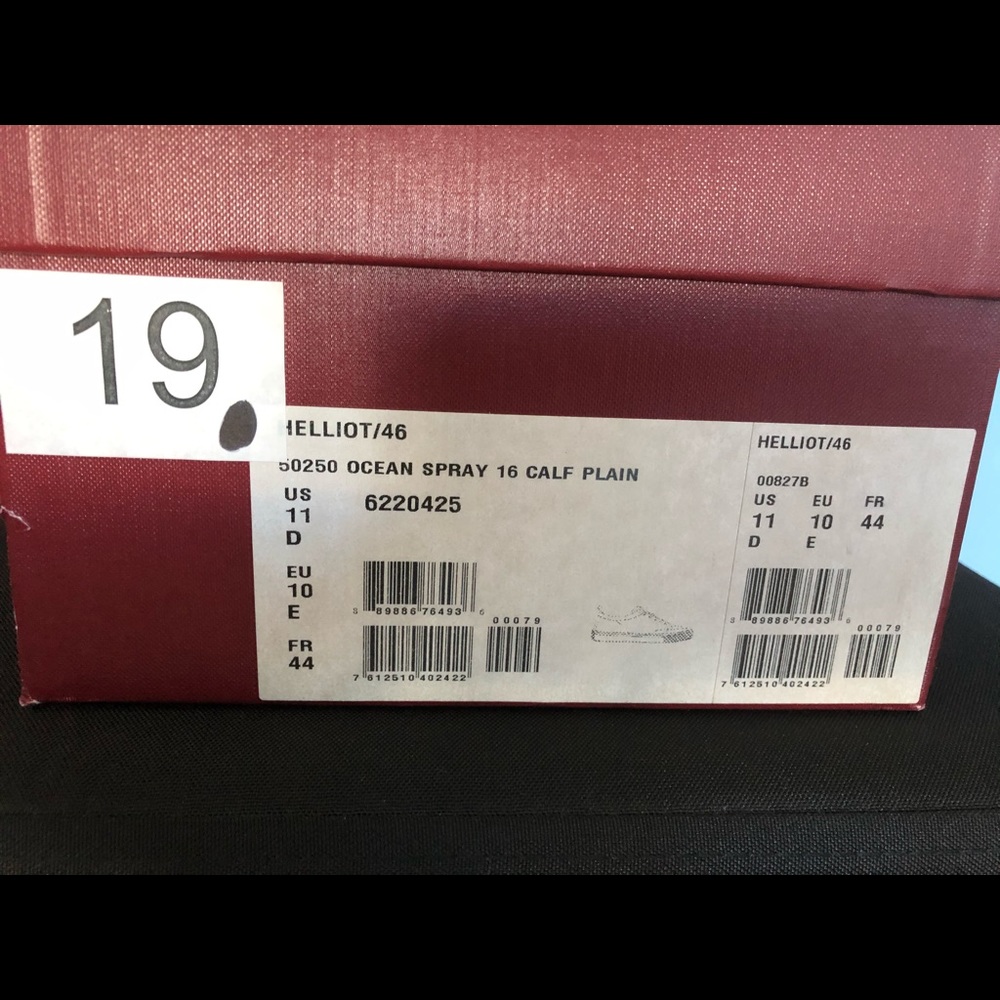 Bally Helliot Leather Sneaker: Size 11 - Picture 5 of 5